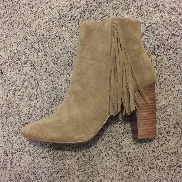 Booties - Picture 4 of 4